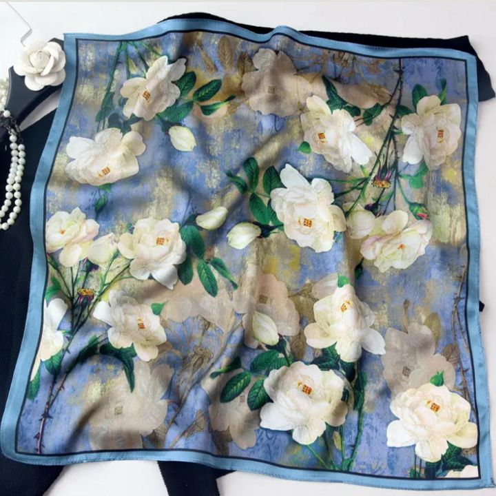 100-naturaluri-abreshumis-sharfi--tetri-vardebi