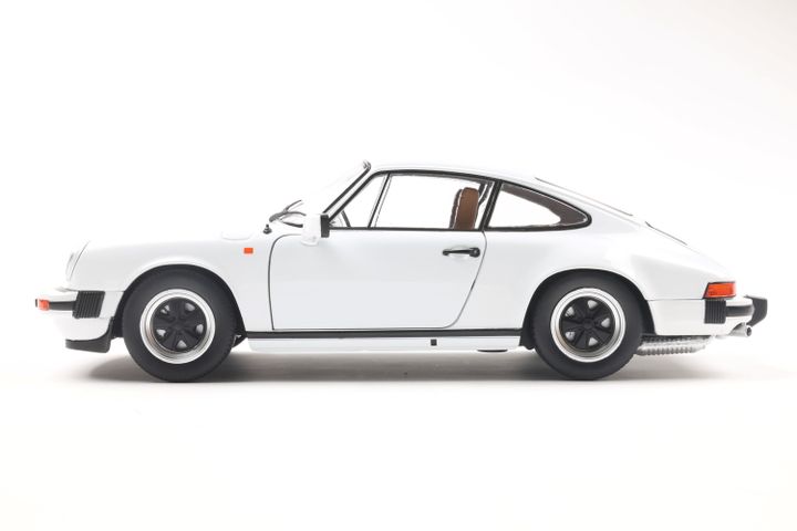 porshe-911-930-30-sc-klasikuri-modeli
