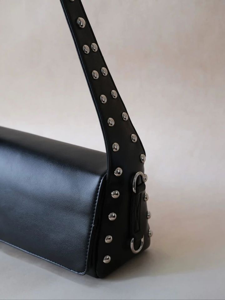 venti-qalis-shavi-chanta-photo-2