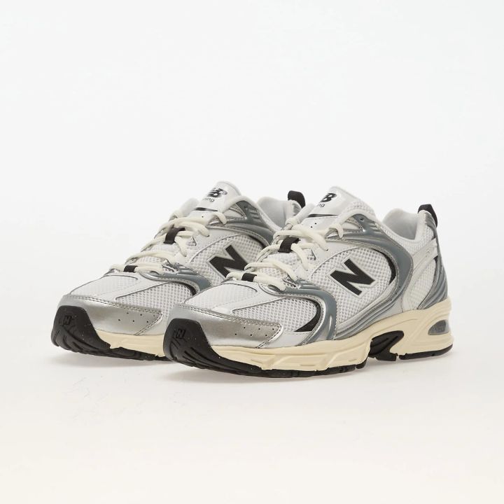 new-balance-530-botasi-photo-2