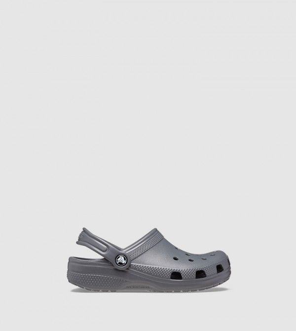 crocs-bavshvis-fekhsatsmeli-photo-2