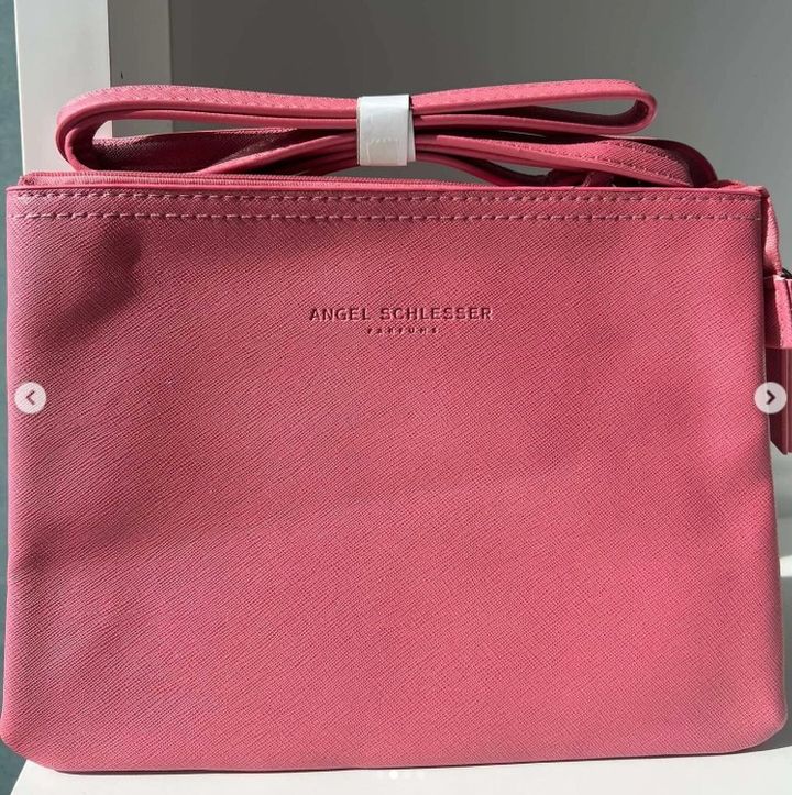 angel-schlesser-chanta-photo-2