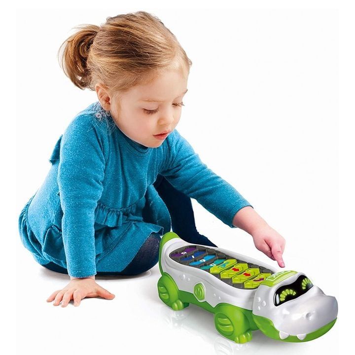 clementoni-interaqtiuli-roboti-niangi-photo-4