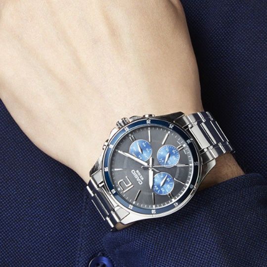 casio-mtp-1374d-2avdf-katsis-saati-photo-2