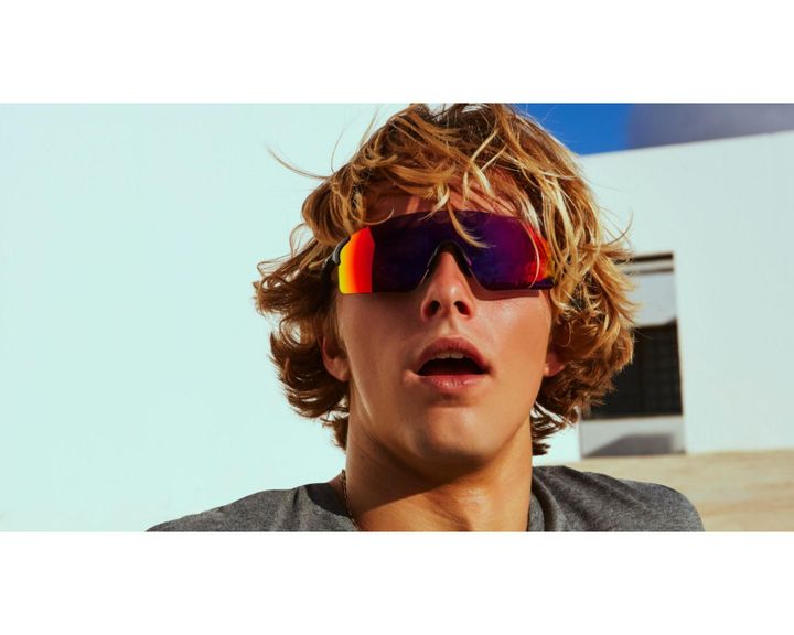 oakley-evzero-blades-sunglasses-mzis-satvale-photo-3