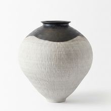 Product image of Eterna - კერამიკის ხელნაკეთი ლარნაკი 46.5*43