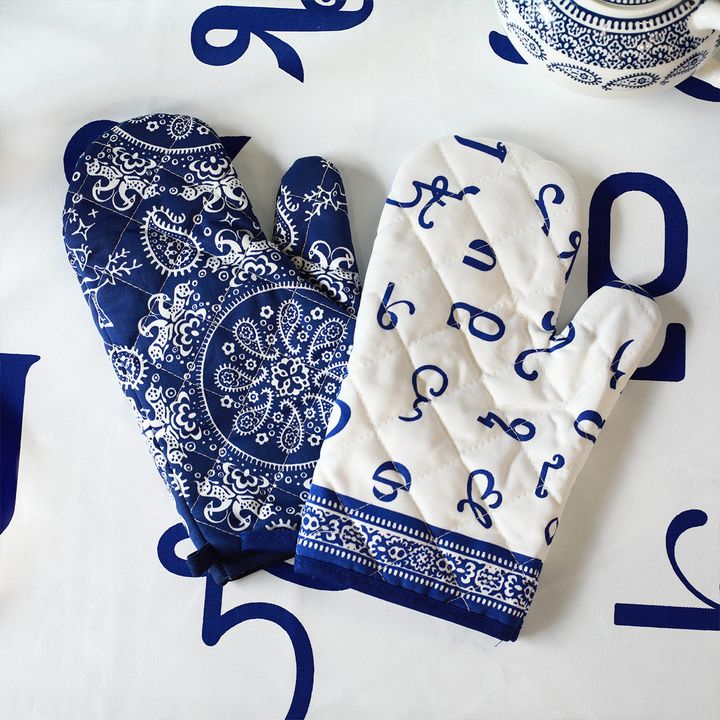 super-georgian-letters-tskhelis-asaghebi-kheltatmani-qartuli-asoebit-photo-3