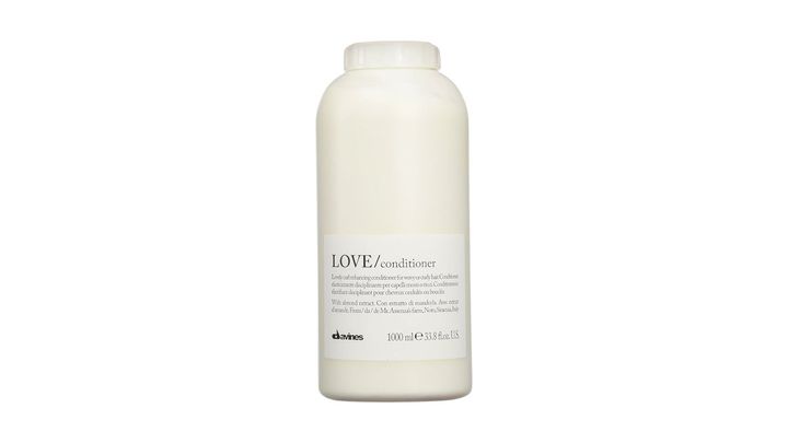davines-love-konditsioneri-tmis-dakhvevis-gamadzlierebeli-efeqtit-1000ml