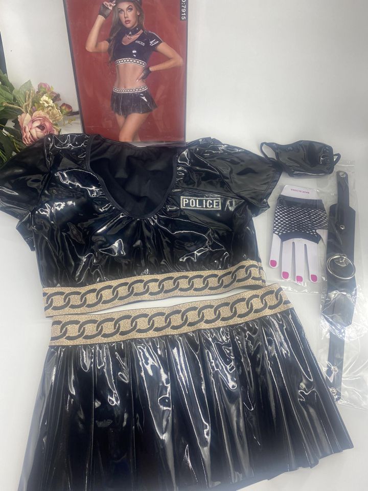 police-woman-photo-4