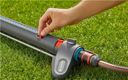 gardena-sprinkleri-oscillating-sprinkler-aquazoom-m-photo-3