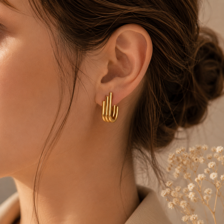 jewelish-magnolia-earrings-saqure-photo-3
