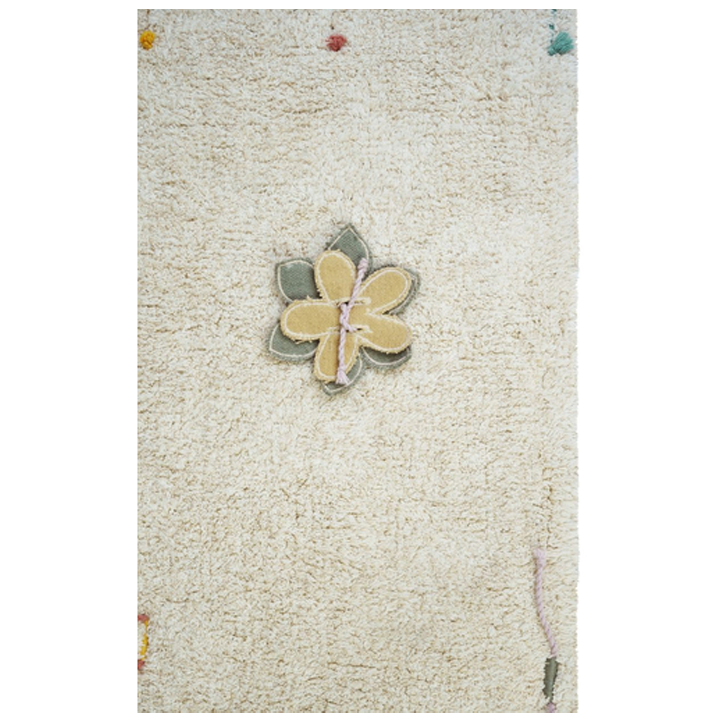 lorena-canals-play-rug-wildflowers-khelnaketi-sabavshvo-khalicha-photo-4