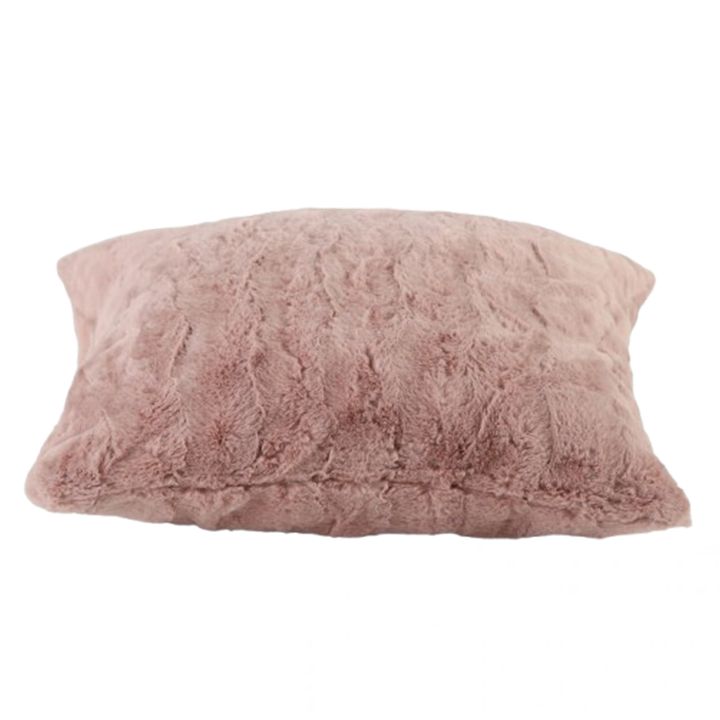 manamo-dekoratiuli-balishis-piri