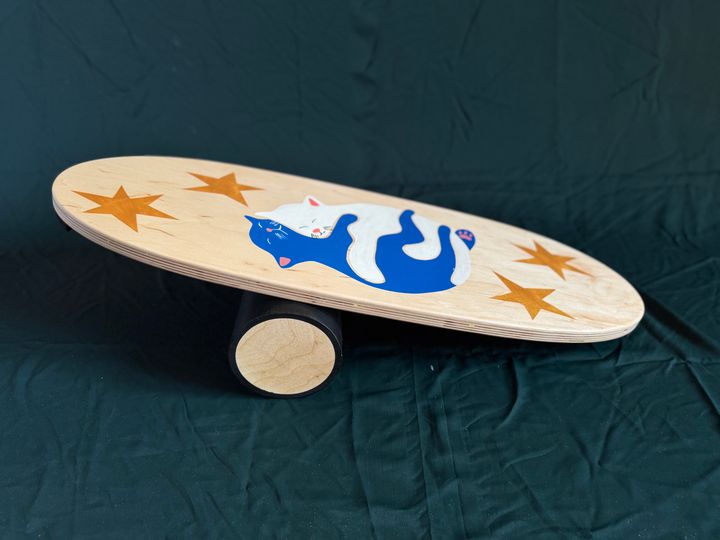 balansis-dafa-kitten-hug-photo-2