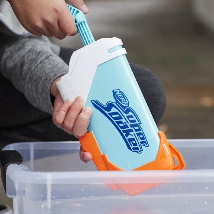hasbro-tsqlis-tofi-nerf-soa-water-blaster-torrent-photo-2