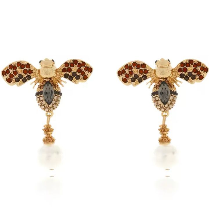 frida-majestic-bee-saqure