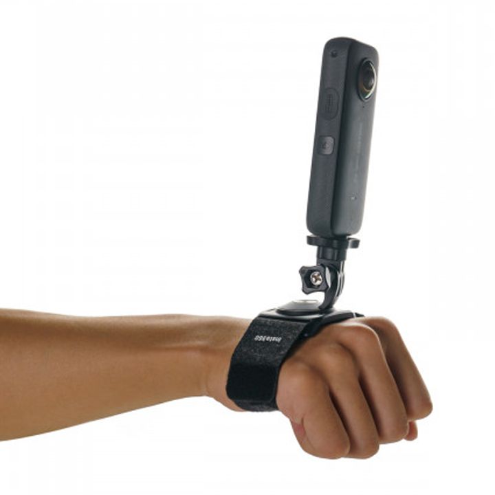 insta360-hand-mount-bundle-sportuli-kameris-samagri