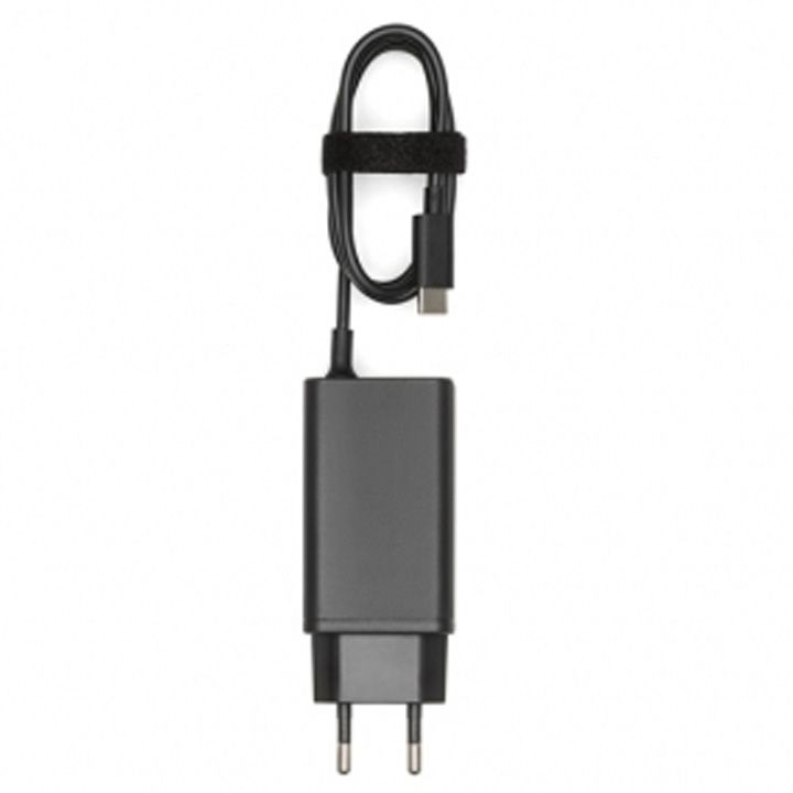 dji-65w-portable-charger-dronis-damteni