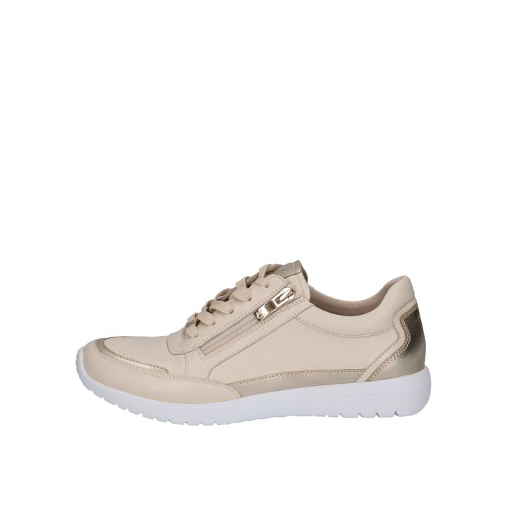 caprice---w445-sportuli-fekhsatsmeli