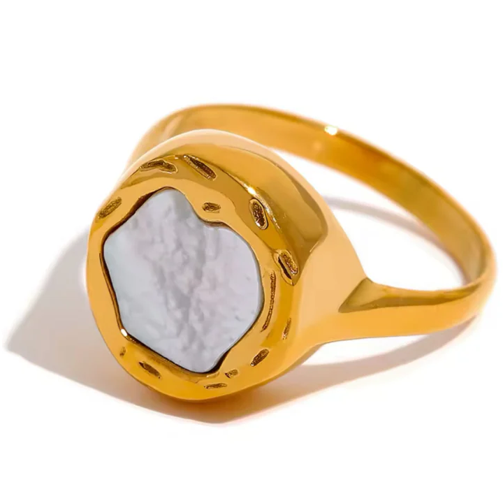 frida-minerva-qalis-bechedi