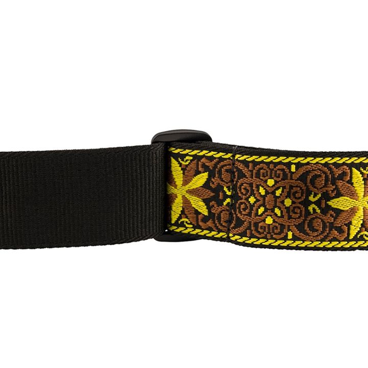 fender-pasadena-woven-strap-yellow-wallflower-gitaris-qamari-photo-3