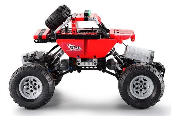 konstruqtori-distantsiuri-martvit-rc-climbing-car-489pcs