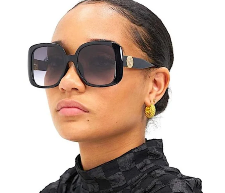 gucci-square-black-logo-sunglasses-mzis-satvale-photo-2