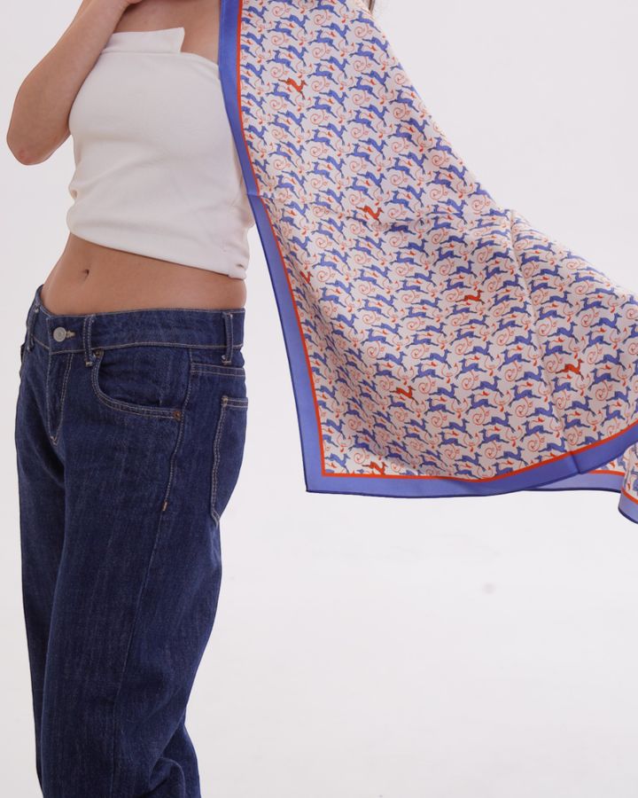 jovani-mora-sharfi-irmis-nakhtomi-naturaluri-abreshumi-bezhi-narinjisferi-photo-4