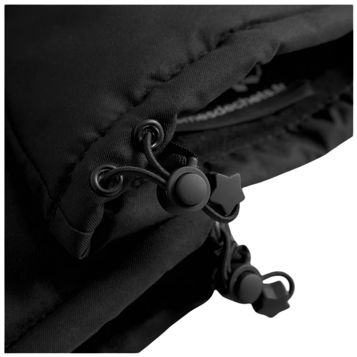 weedo-univers-black-mittens-bavshvis-satkhilamuro-kheltatmani-photo-2