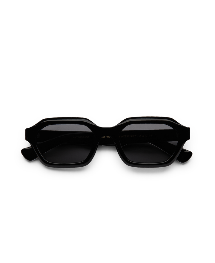 messy-weekend-anthony-reveal-grey-black-reveal-mzis-satvale-photo-2