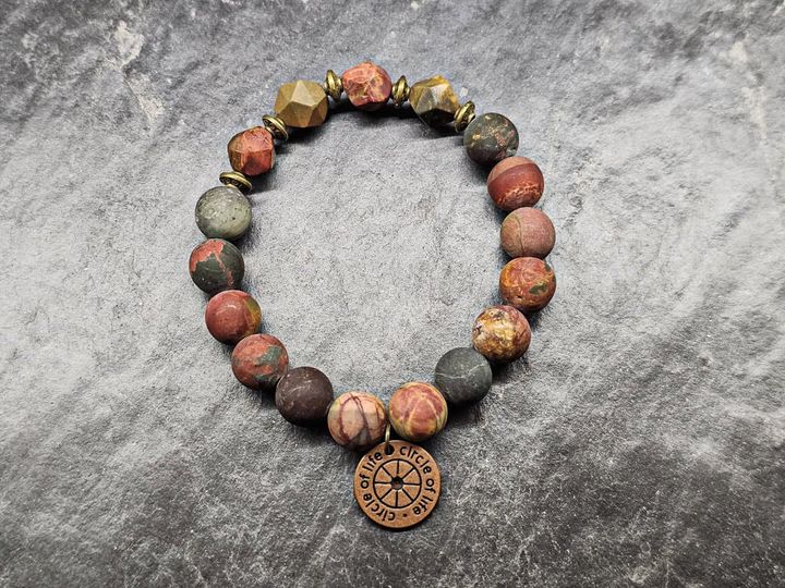 qalis-samajuri-naturaluri-qvebit-tskhovrebis-tsre-photo-4