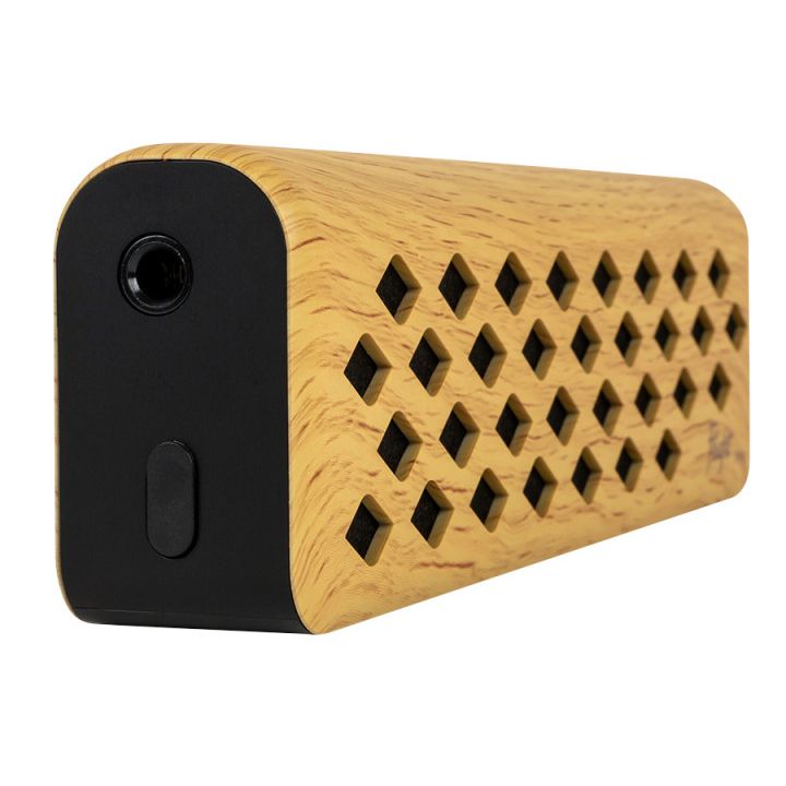 flight-tiny6-maple-portable-ukulele-amplifier-gamadzlierebeli