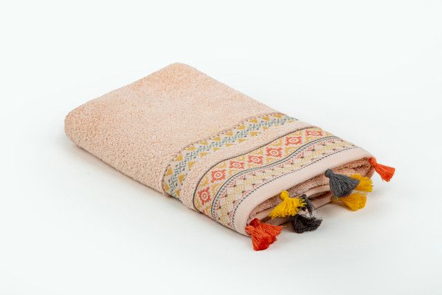 pirsakhotsi---linyi-jacquard-towel-blush-50x85