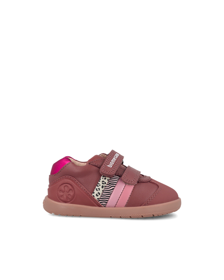 biomecanicsbavshvis-barefoot-fekhsatsmeli-photo-3