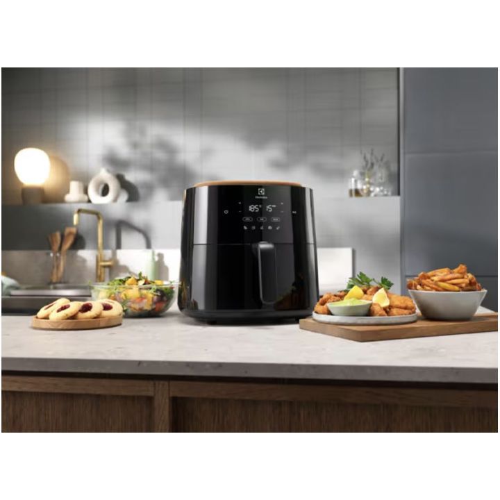 electrolux-eaf7b-7l-aerogrili-photo-4