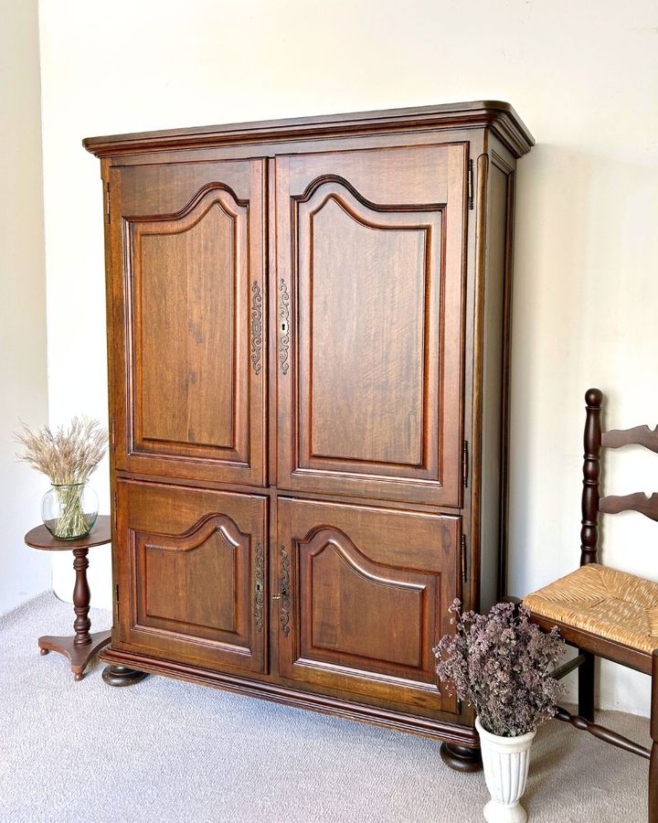 collector-tbilisi-tsablis-khis-bufeti-restavrirebuli-photo-3