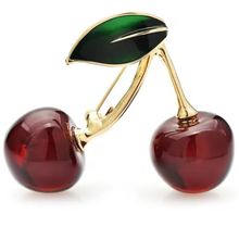 Product image of Frida Drunk Cherry ქალის გულსაბნევი