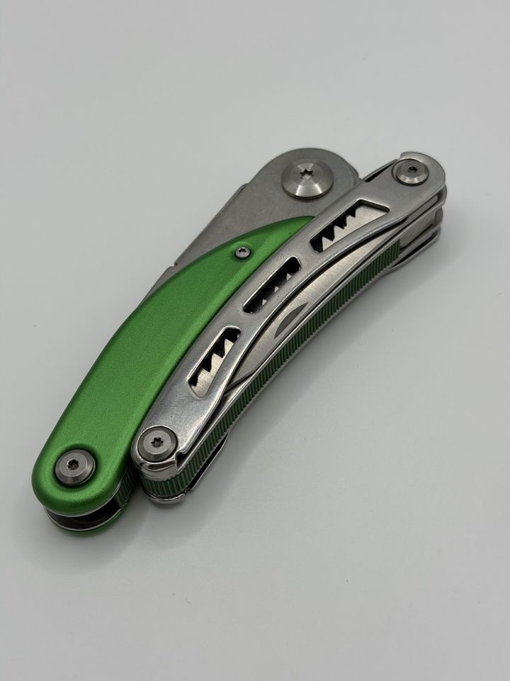 sqt-mravalfunqtsiuri-khelsatsqo-photo-2