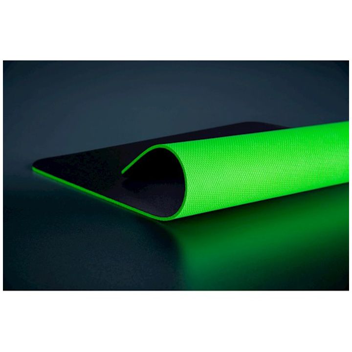 razer-gigantus-v2-mauspadi-photo-4