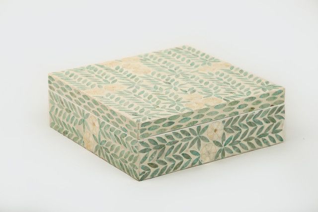 manamo-madelyn-dekoratiuli-quti-photo-2