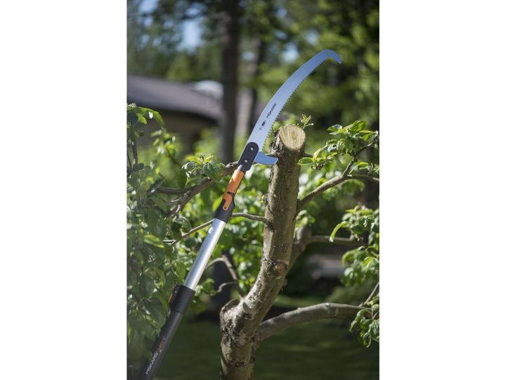 fiskars-quikfit-curved-saw-kherkhi-photo-4