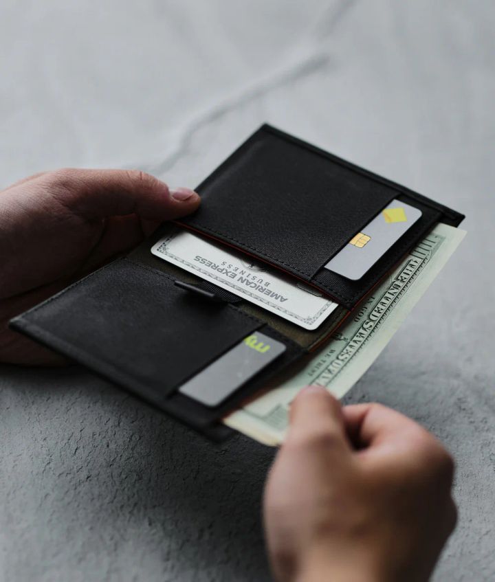alpaka-ark-bifold-cash-wallet-black-axoflux-300d-safule-photo-3