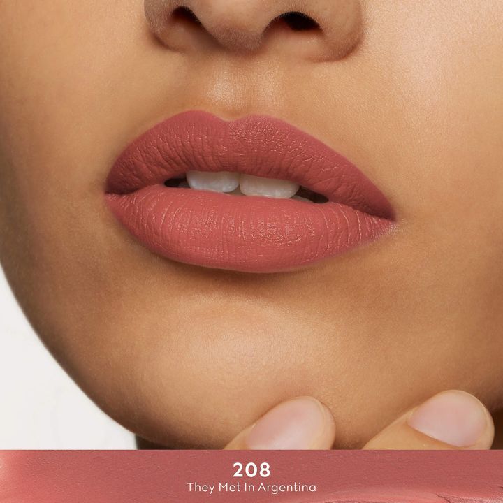 gucci-lip-colour-1gr-tuchsatskhi-photo-3