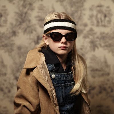 okkia-parigi-black-sabavshvo-mzis-satvale-photo-2