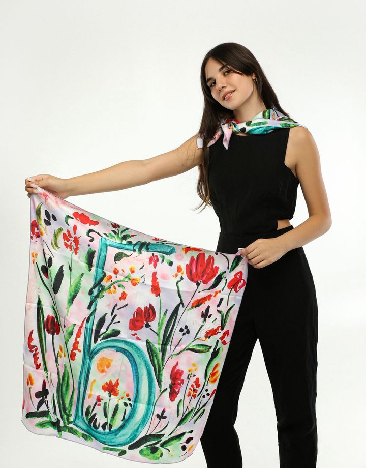 initsialis-sharfi---n-photo-2