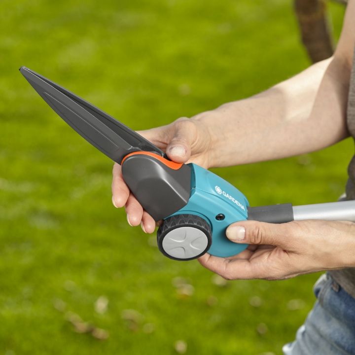 gardena-balakhis-sakrechi-makrateli-tarit-long-handled-grass-shears-photo-2