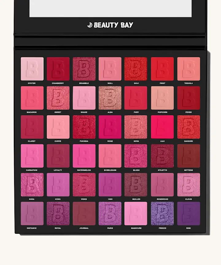 beauty-bay-berries-42-colour-palette-tvalis-chrdilebis-paleti