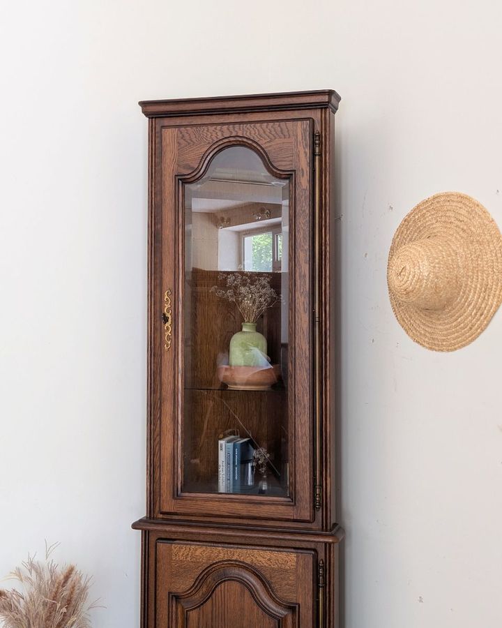 collector-tbilisi-kutkhis-vitrina-restavrirebuli-photo-3