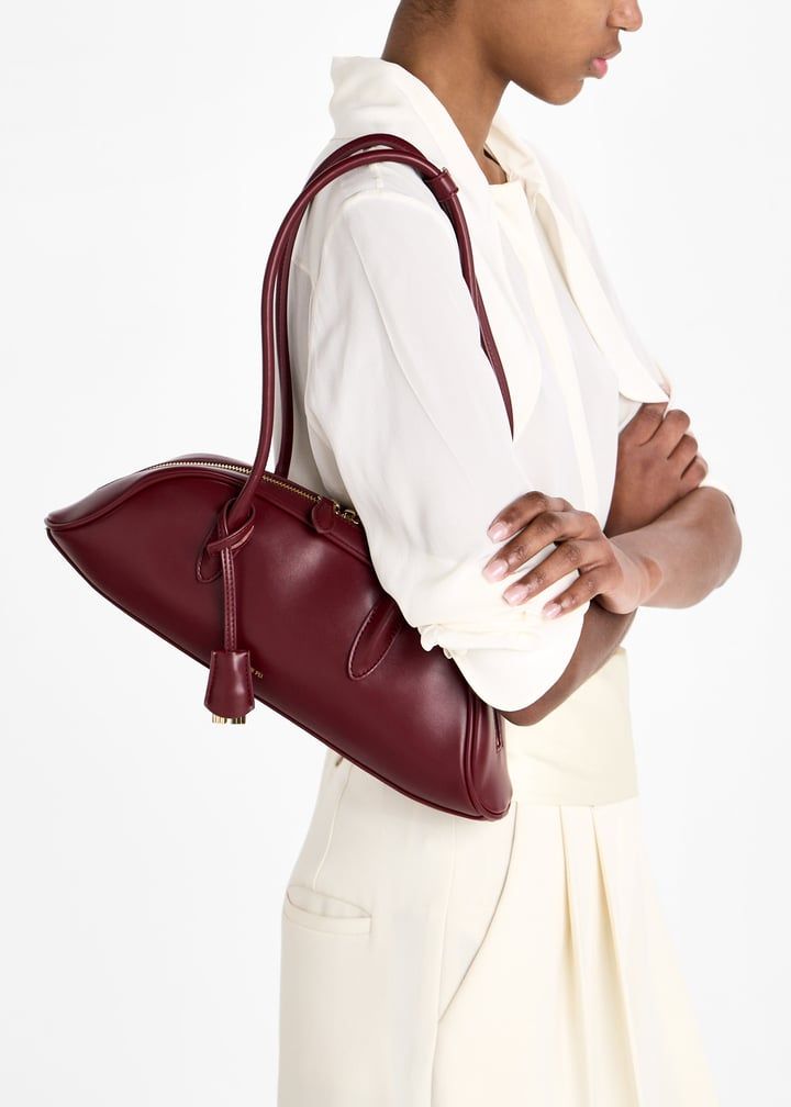 jw-pei-shoulder-bag-in-burgundy-gadasakidi-chanta-photo-4