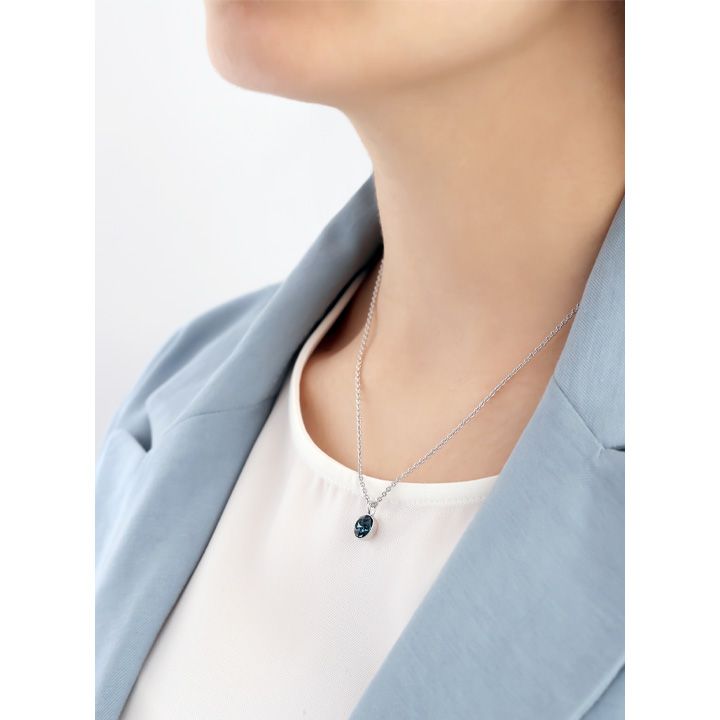 oliver-weber-11740-207-qelsabami-photo-2